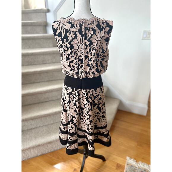 Tadashi Shoji Tan & Black Damask Lace Blouson Drop Waist Cocktail Dress - Picture 2 of 8